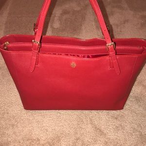Tory Burch ‘York’ Buckle Tote